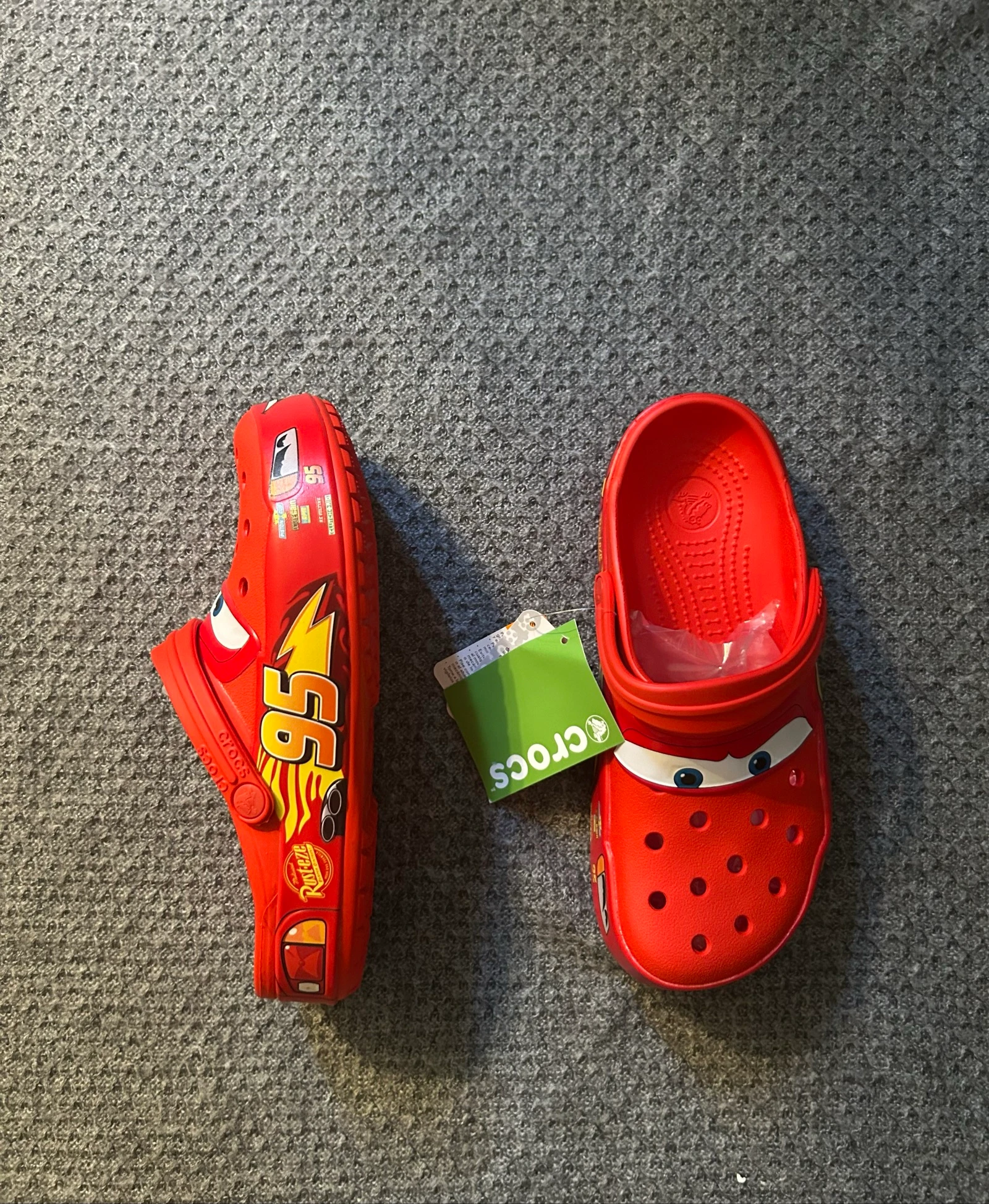 Crocs cars/flash mcqueen taille 39/40